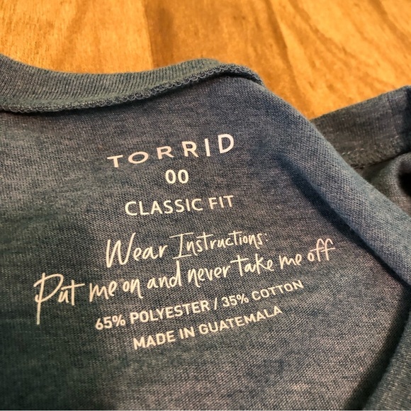 Torrid Classic Fit Ice Blue Ruffled Tee Long Sleeve TShirt Womens Size 00 - Picture 3 of 8